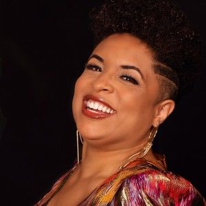 Meet your Posher, Veronica